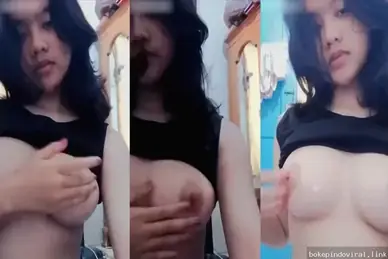 ABG Toket Gede VCS Bokep Indo Colmek Basah Kuyup